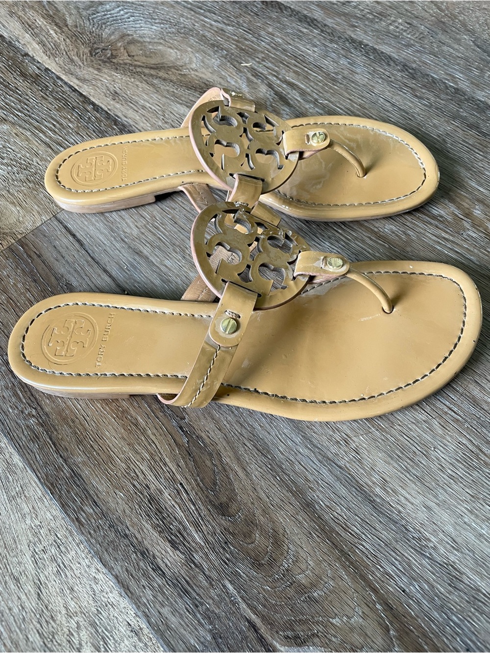 Tory Burch - Miller Sandals in Patent Tan - Size 8 - Picture 3 of 6